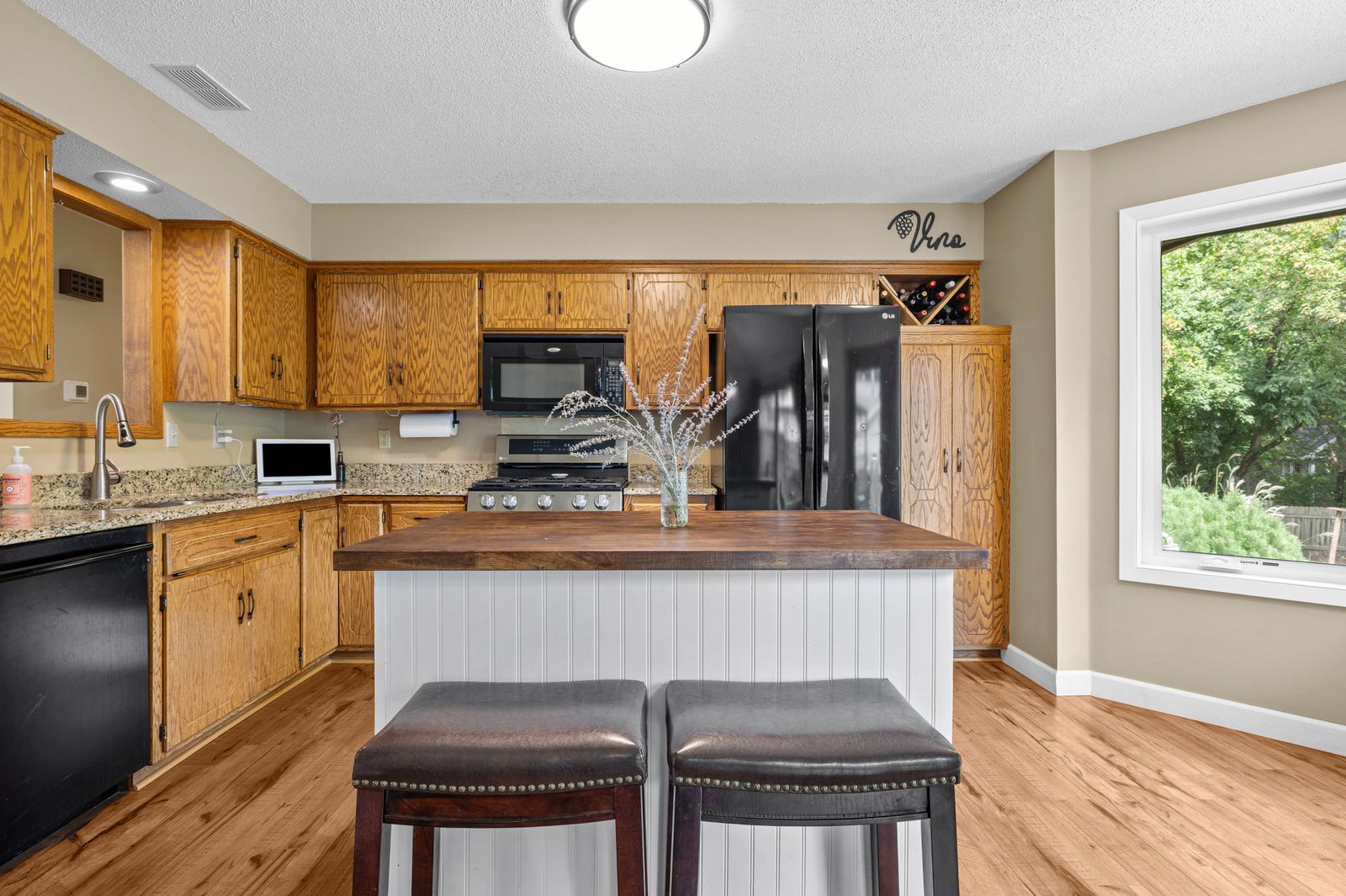 Photo of 10463 Homeward Hills Road, Eden Prairie, MN 55347