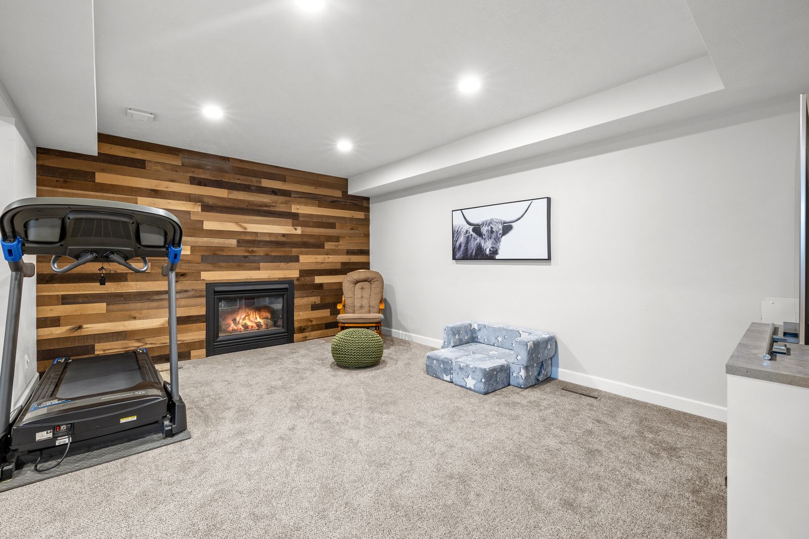 Photo of 10463 Homeward Hills Road, Eden Prairie, MN 55347