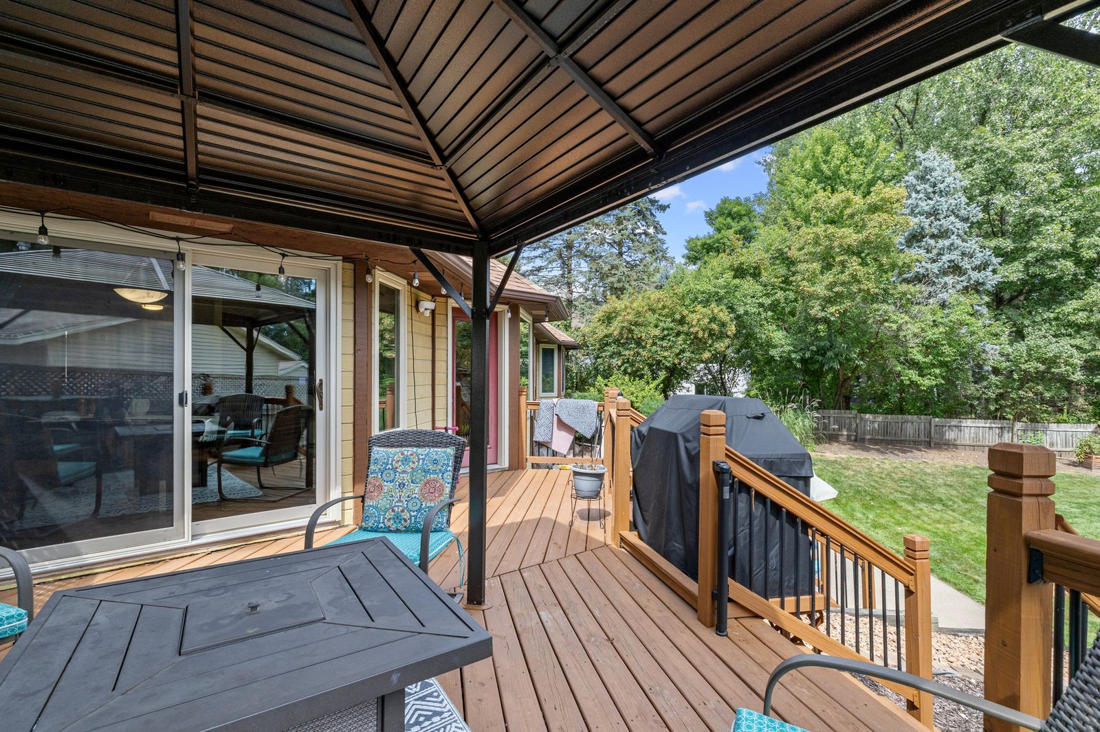 Photo of 10463 Homeward Hills Road, Eden Prairie, MN 55347