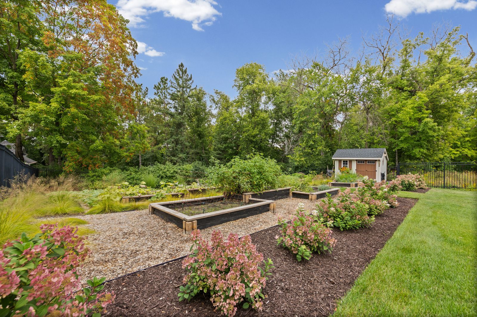 Photo of 1070 Old Long Lake Road, Long Lake, MN 55356