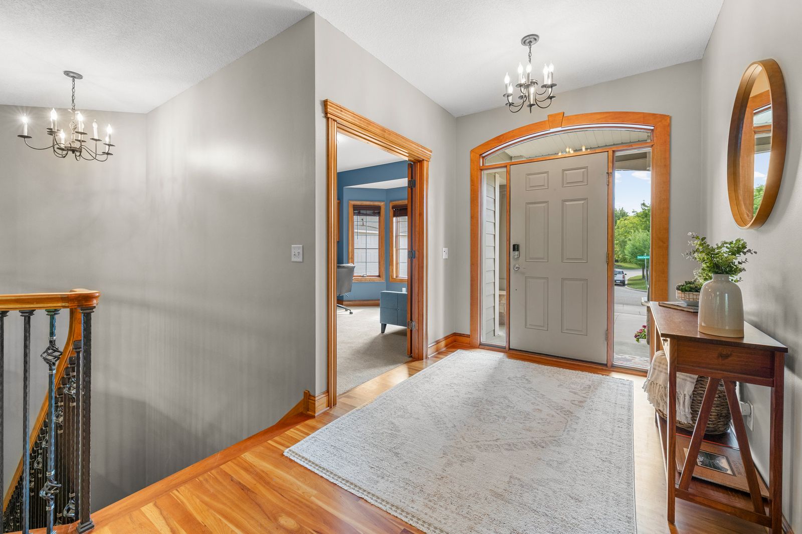 Photo of 11030 Sweetwater Path, Woodbury, MN 55129