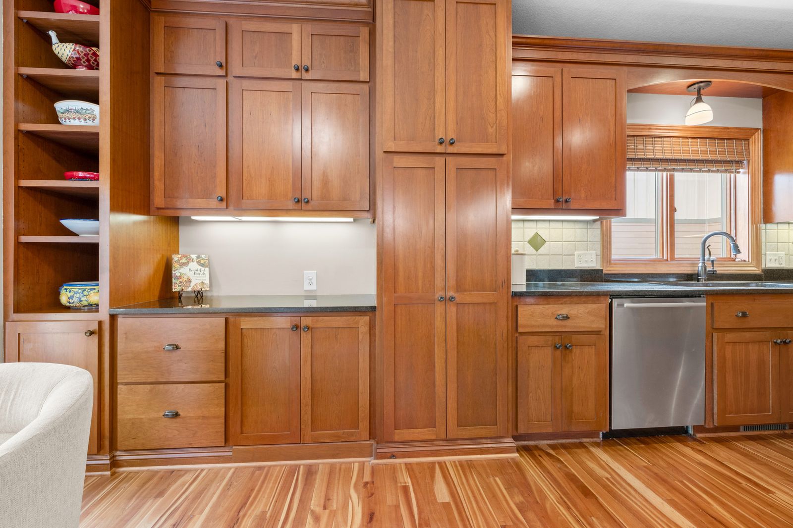 Photo of 11030 Sweetwater Path, Woodbury, MN 55129