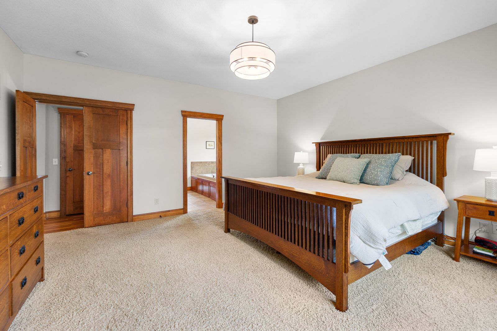 Photo of 11030 Sweetwater Path, Woodbury, MN 55129