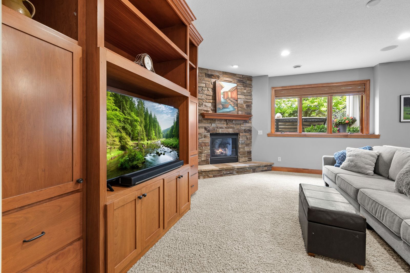 Photo of 11030 Sweetwater Path, Woodbury, MN 55129