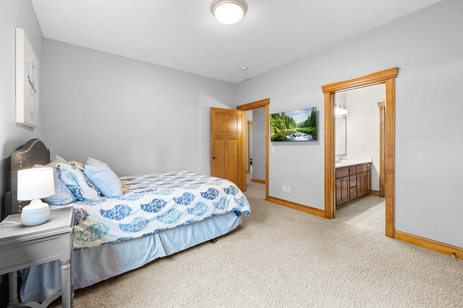 Photo of 11030 Sweetwater Path, Woodbury, MN 55129