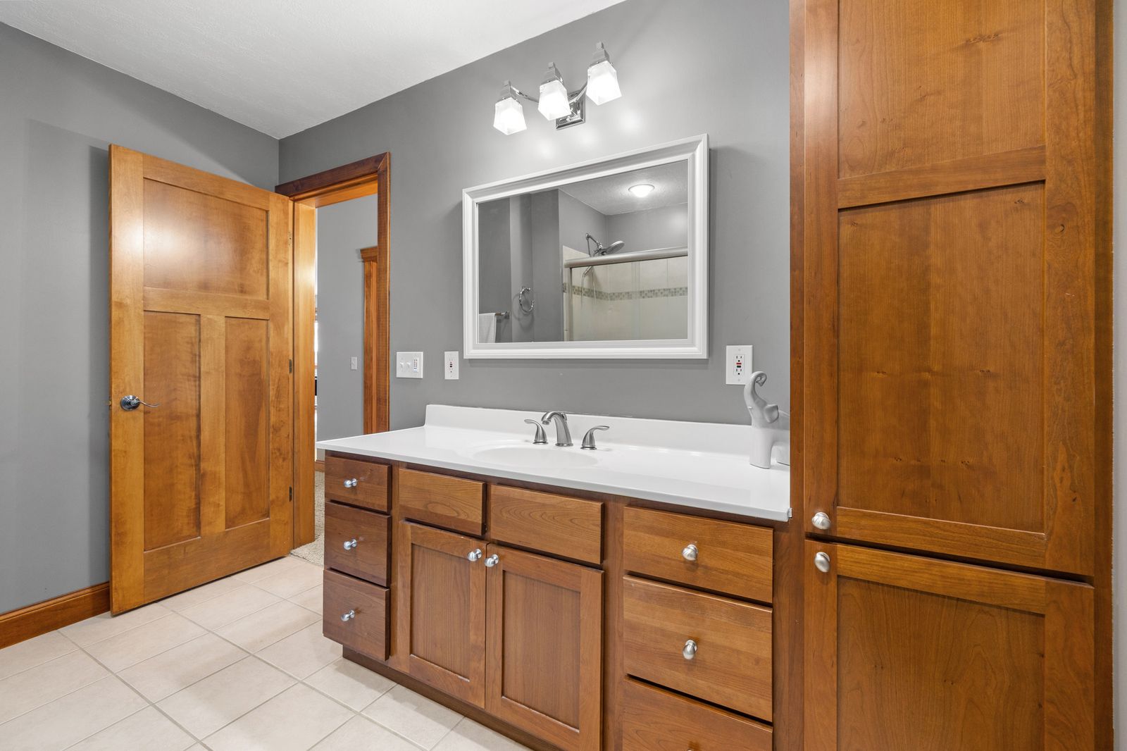 Photo of 11030 Sweetwater Path, Woodbury, MN 55129