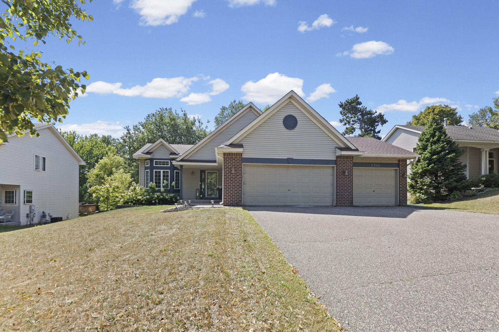 Photo of 2244 Emerald Lane, Saint Paul, MN 55119