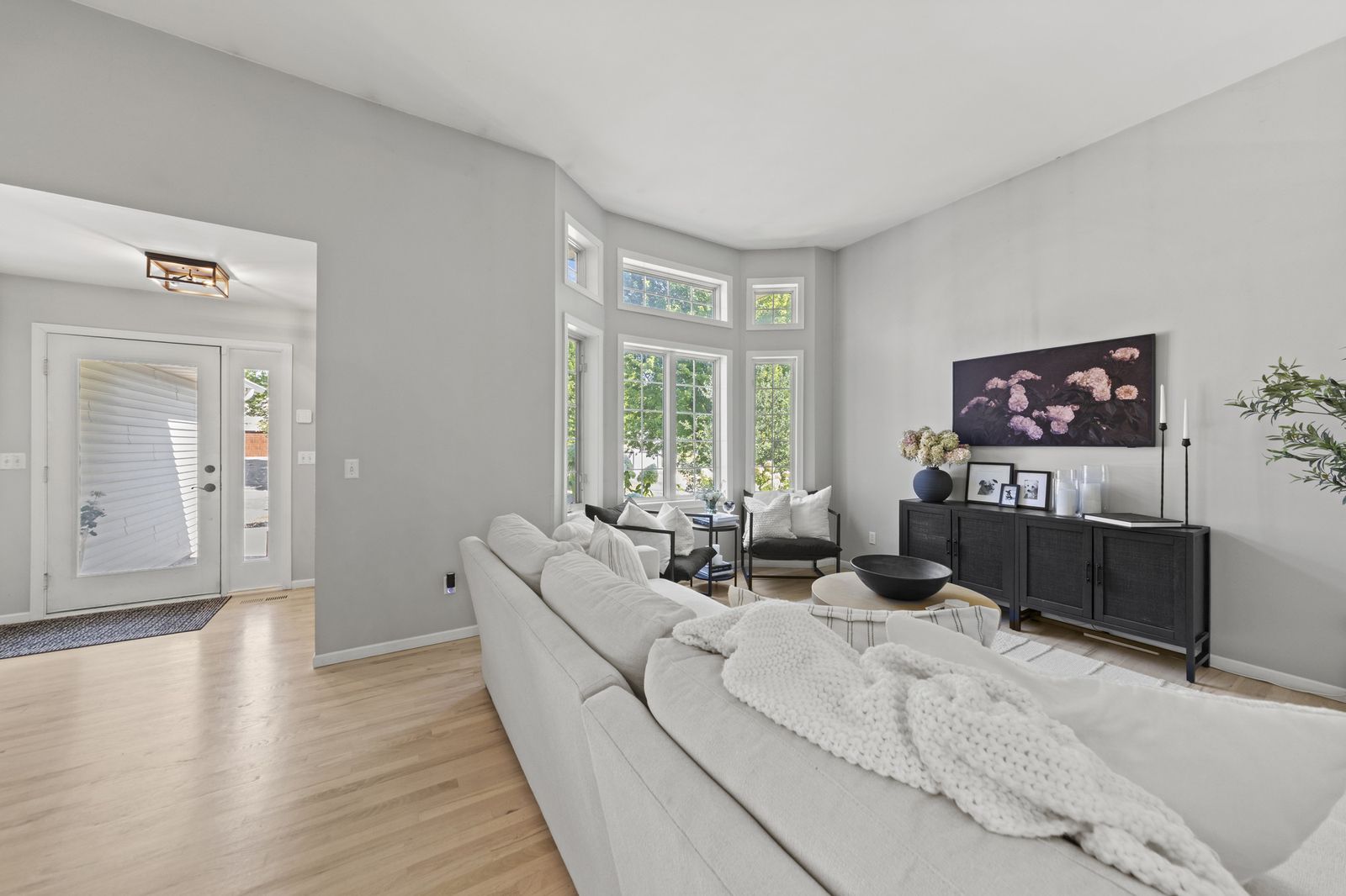Photo of 2244 Emerald Lane, Saint Paul, MN 55119