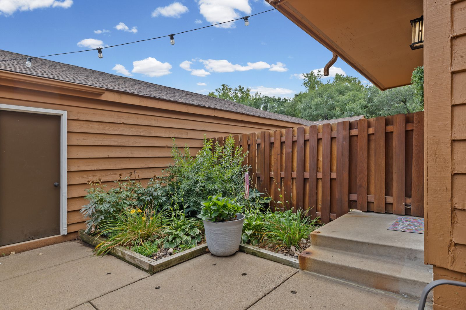 Photo of 3253 Evergreen Drive, Eagan, MN 55121