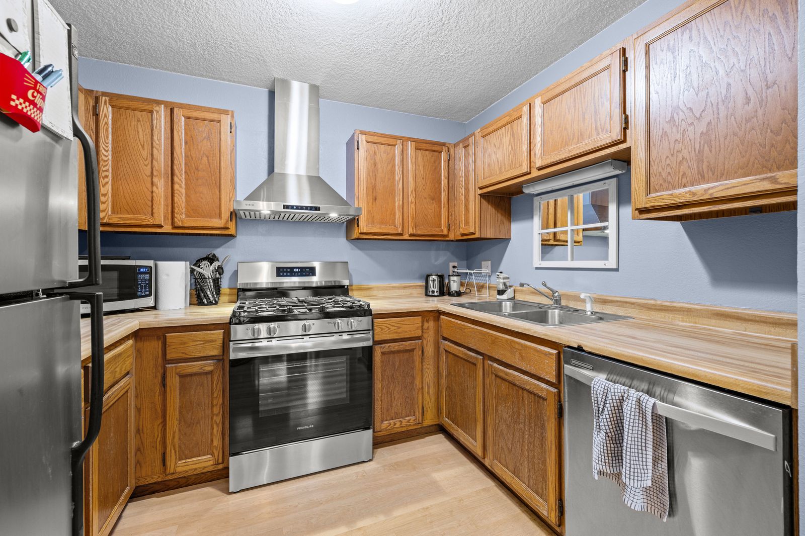 Photo of 3253 Evergreen Drive, Eagan, MN 55121