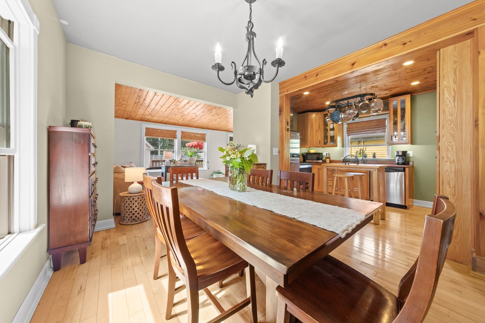 Photo of 4226 Pillsbury Avenue S, Minneapolis, MN 55409