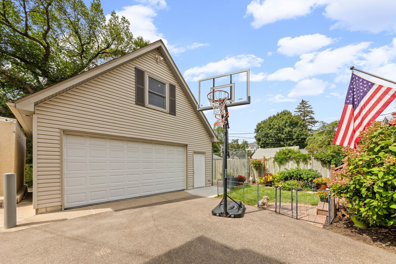 Photo of 4226 Pillsbury Avenue S, Minneapolis, MN 55409