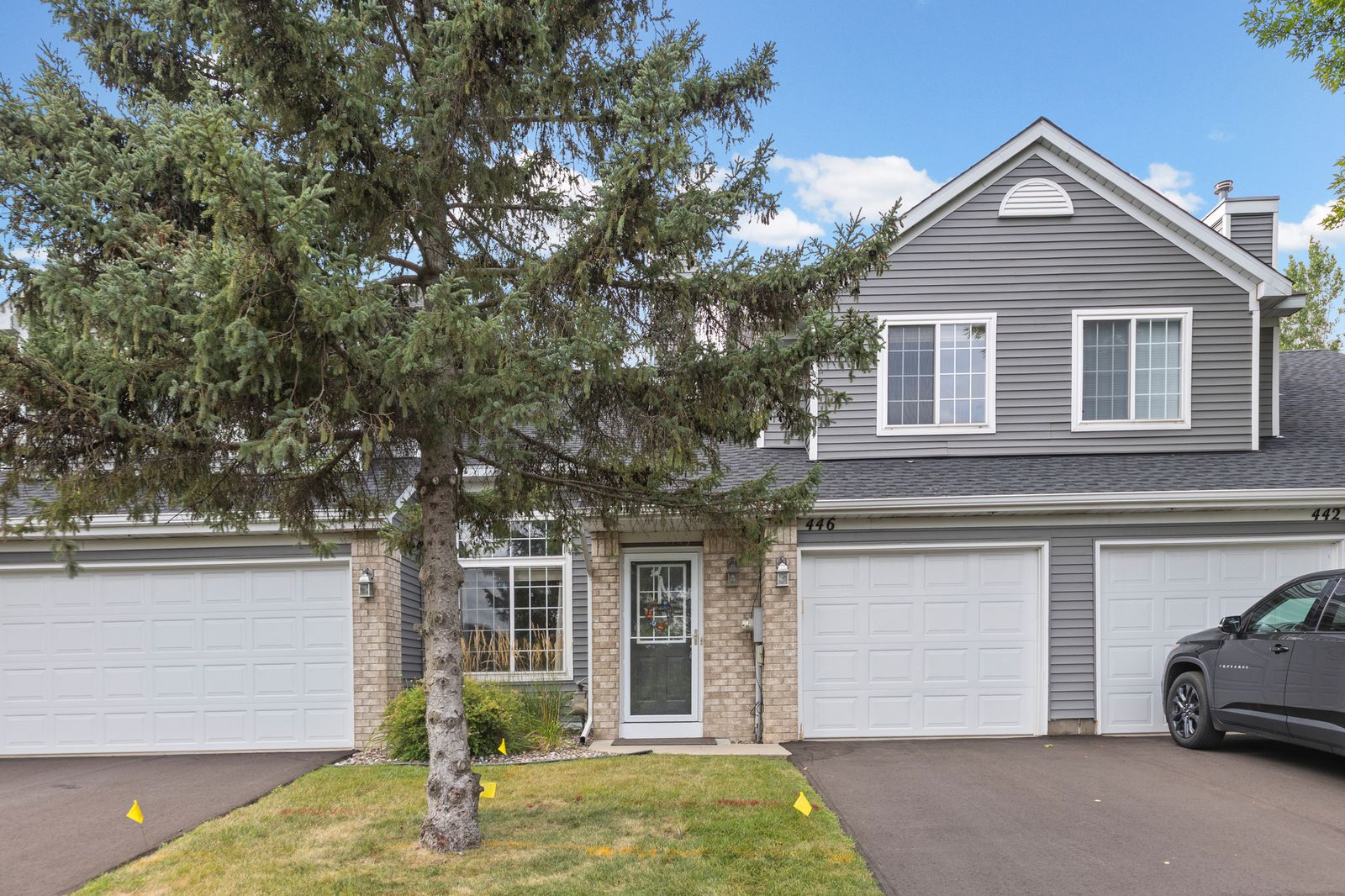 Photo of 446 Mission Hills Way East, Chanhassen, MN 55317