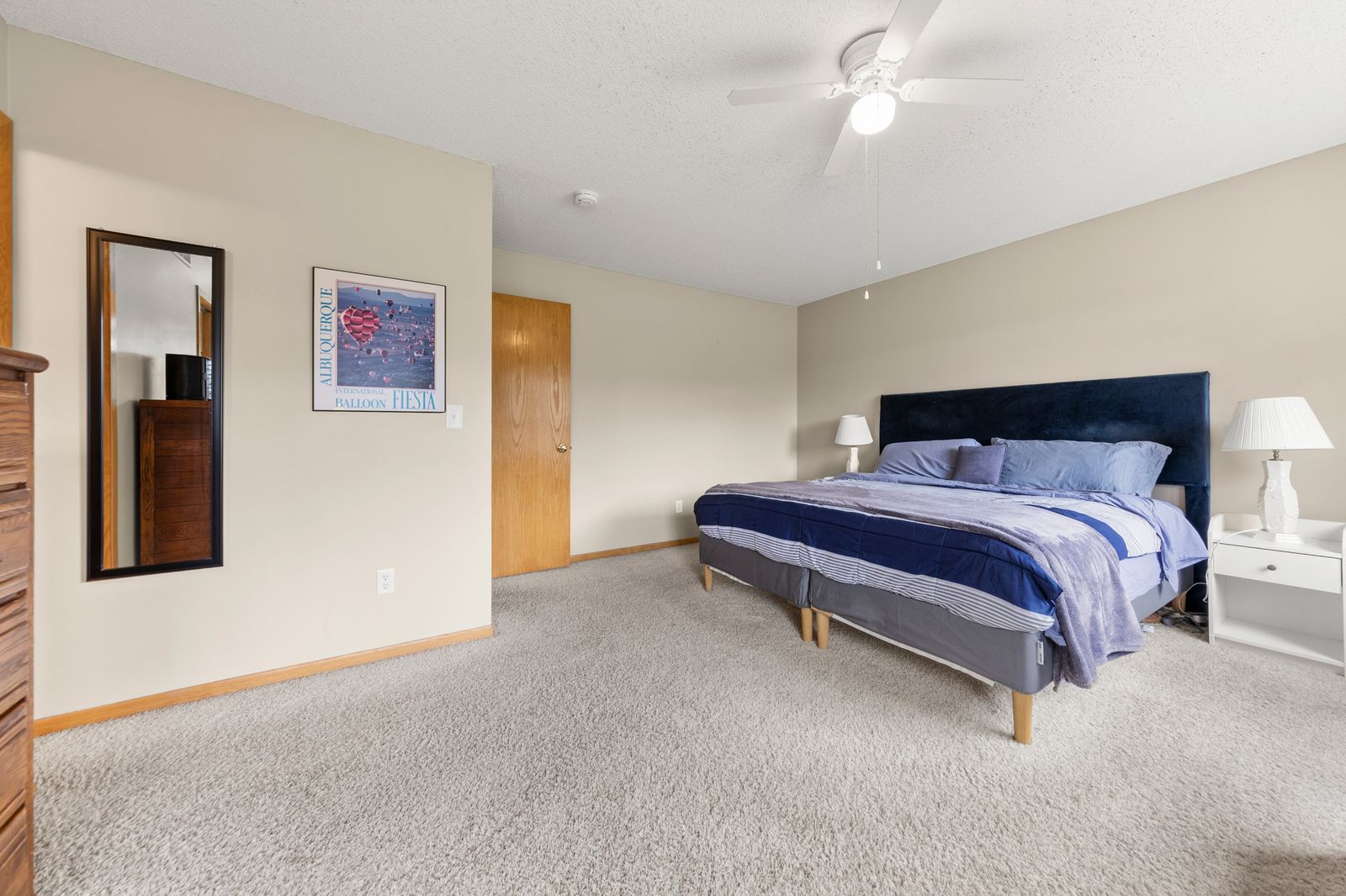 Photo of 446 Mission Hills Way East, Chanhassen, MN 55317
