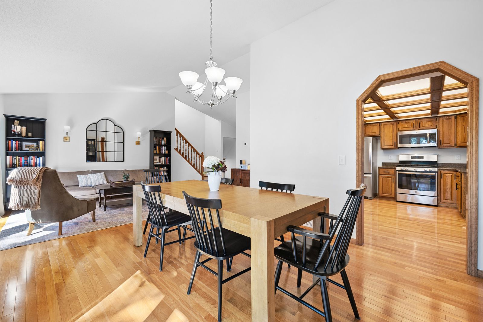 Photo of 4980 Oakview Lane North, Plymouth, MN 55442