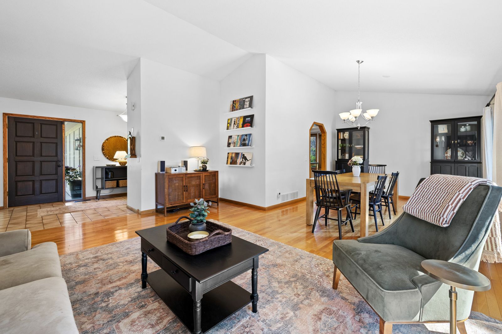 Photo of 4980 Oakview Lane North, Plymouth, MN 55442