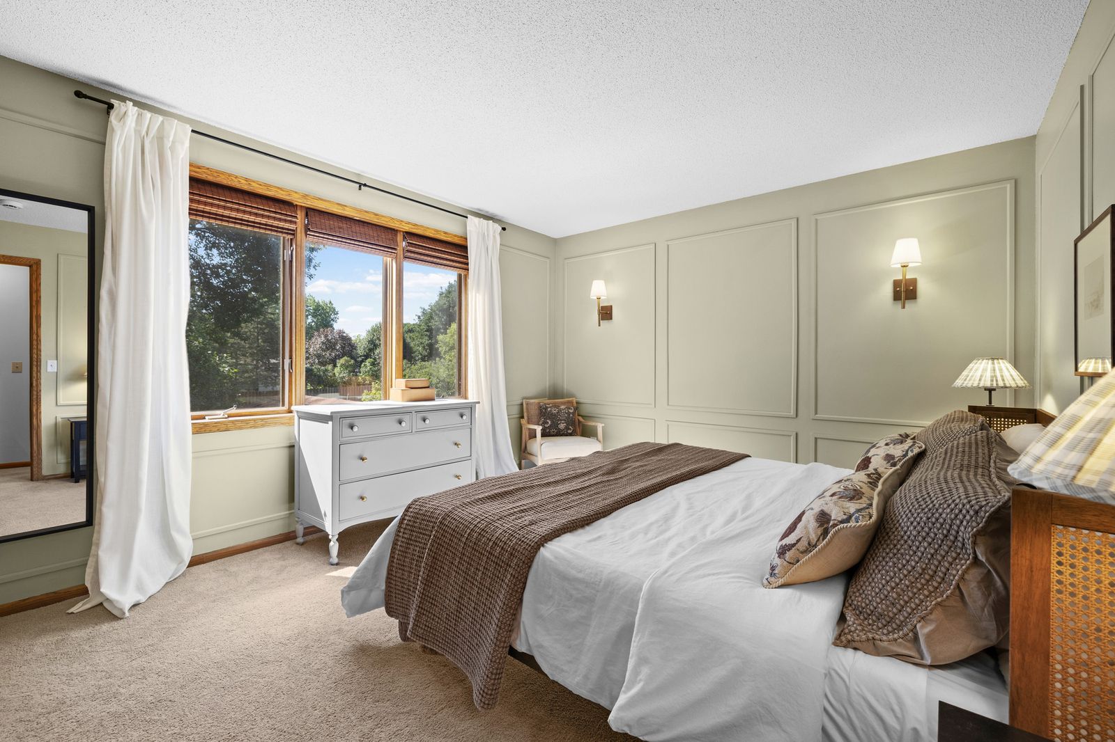 Photo of 4980 Oakview Lane North, Plymouth, MN 55442