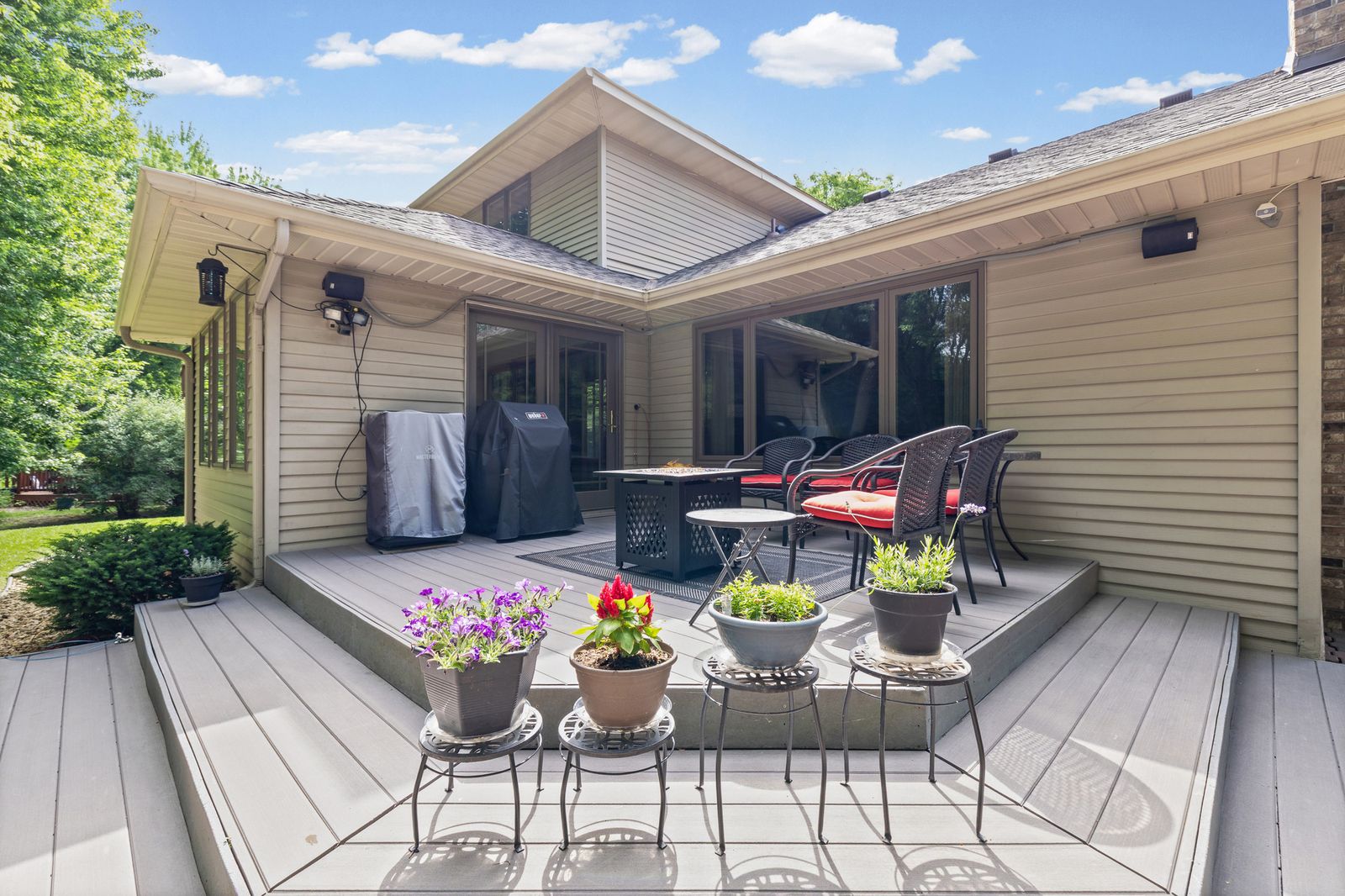 Photo of 500 Bohlken Drive, Hastings, MN 55033