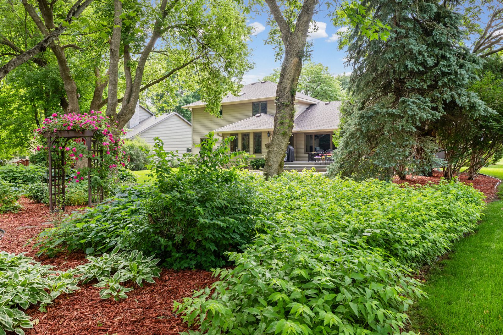 Photo of 500 Bohlken Drive, Hastings, MN 55033