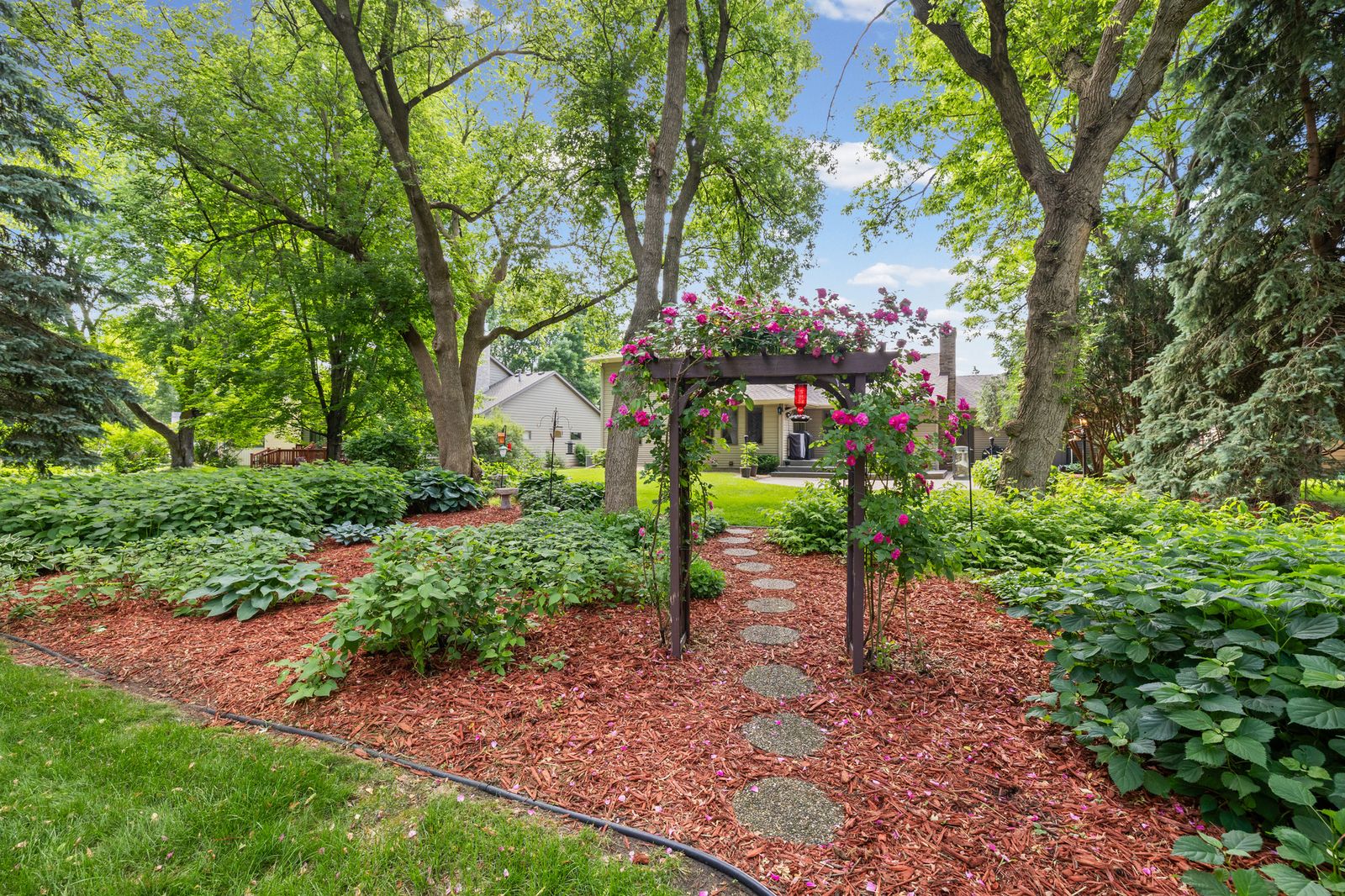 Photo of 500 Bohlken Drive, Hastings, MN 55033