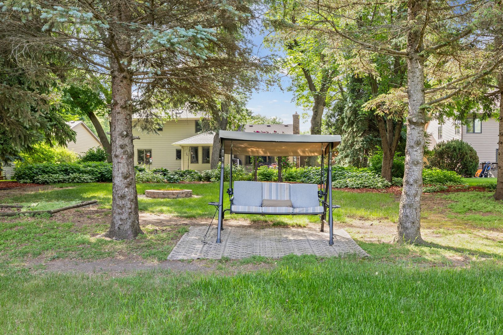 Photo of 500 Bohlken Drive, Hastings, MN 55033