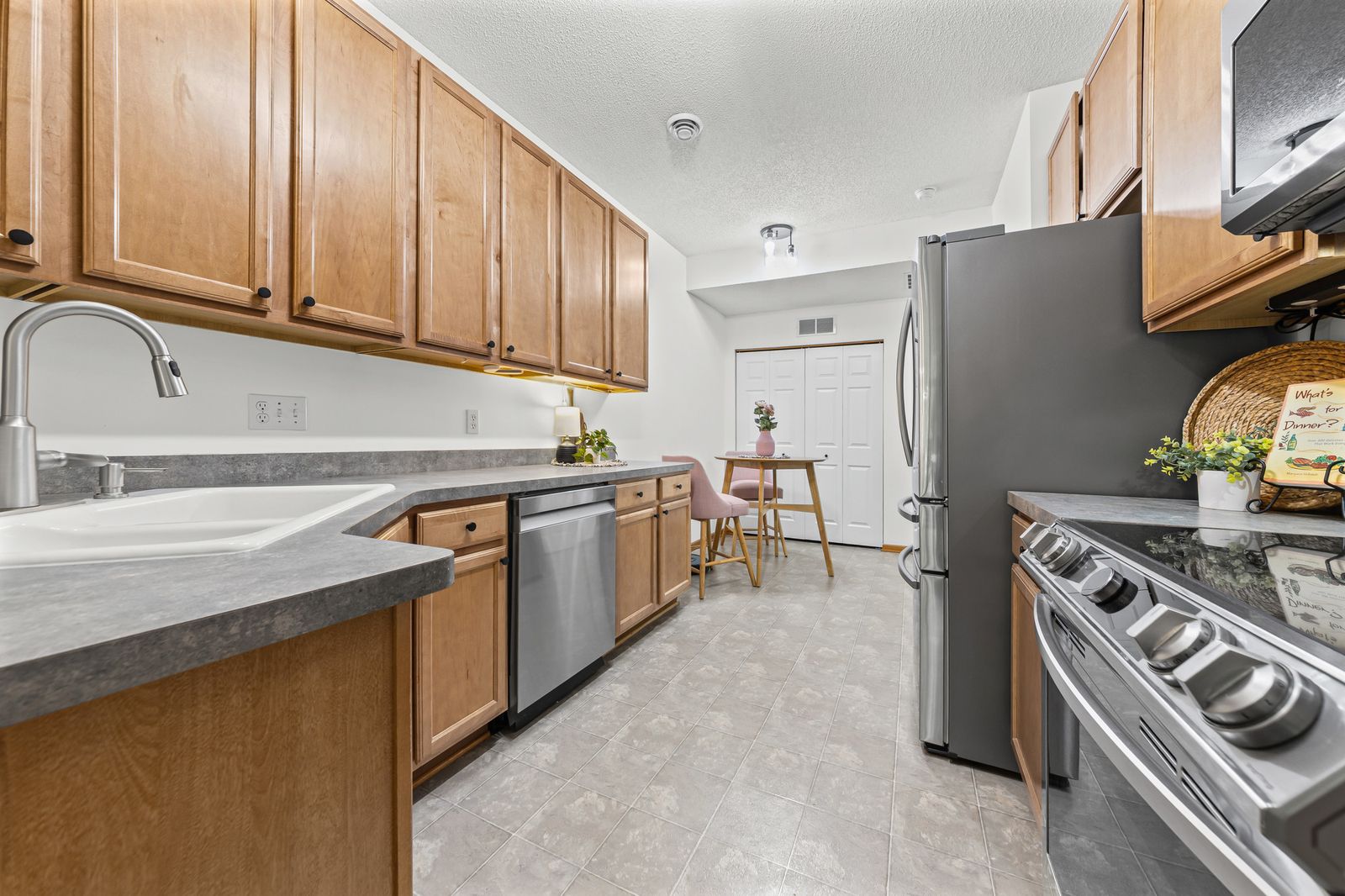 Photo of 5020 Holly Lane North 1105, Plymouth, MN 55446