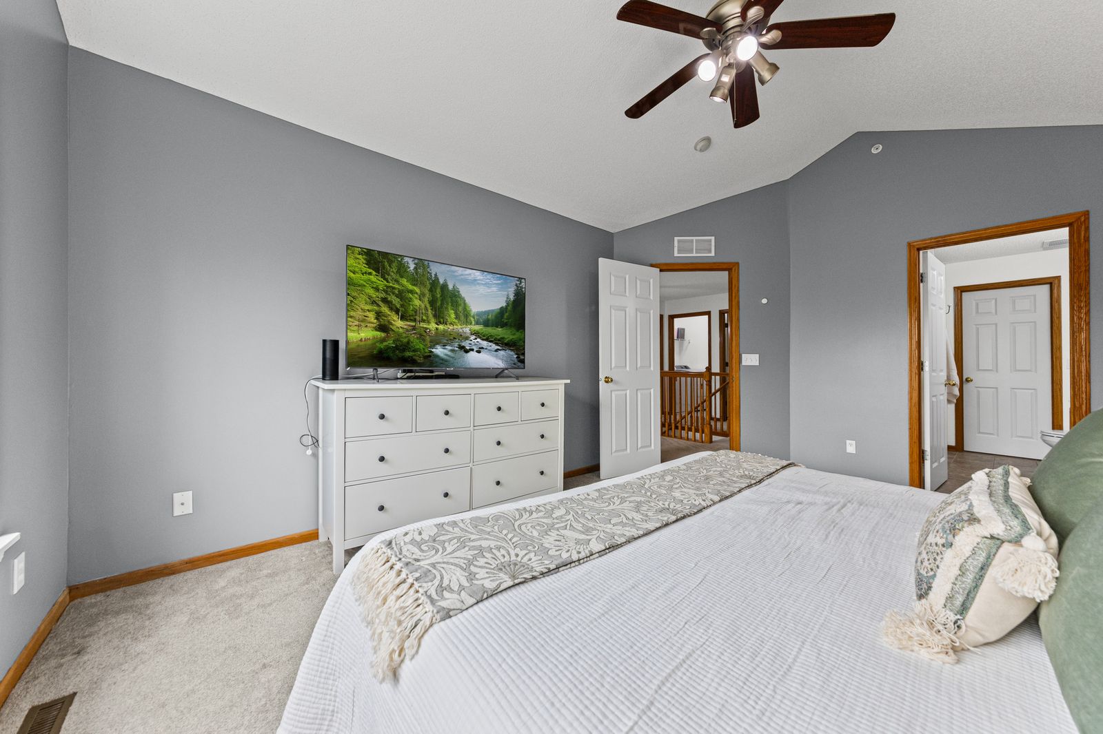 Photo of 5020 Holly Lane North 1105, Plymouth, MN 55446