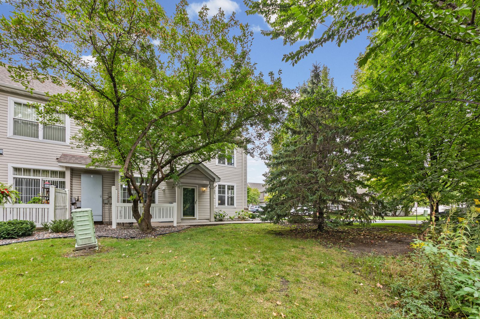 Photo of 5020 Holly Lane North 1105, Plymouth, MN 55446
