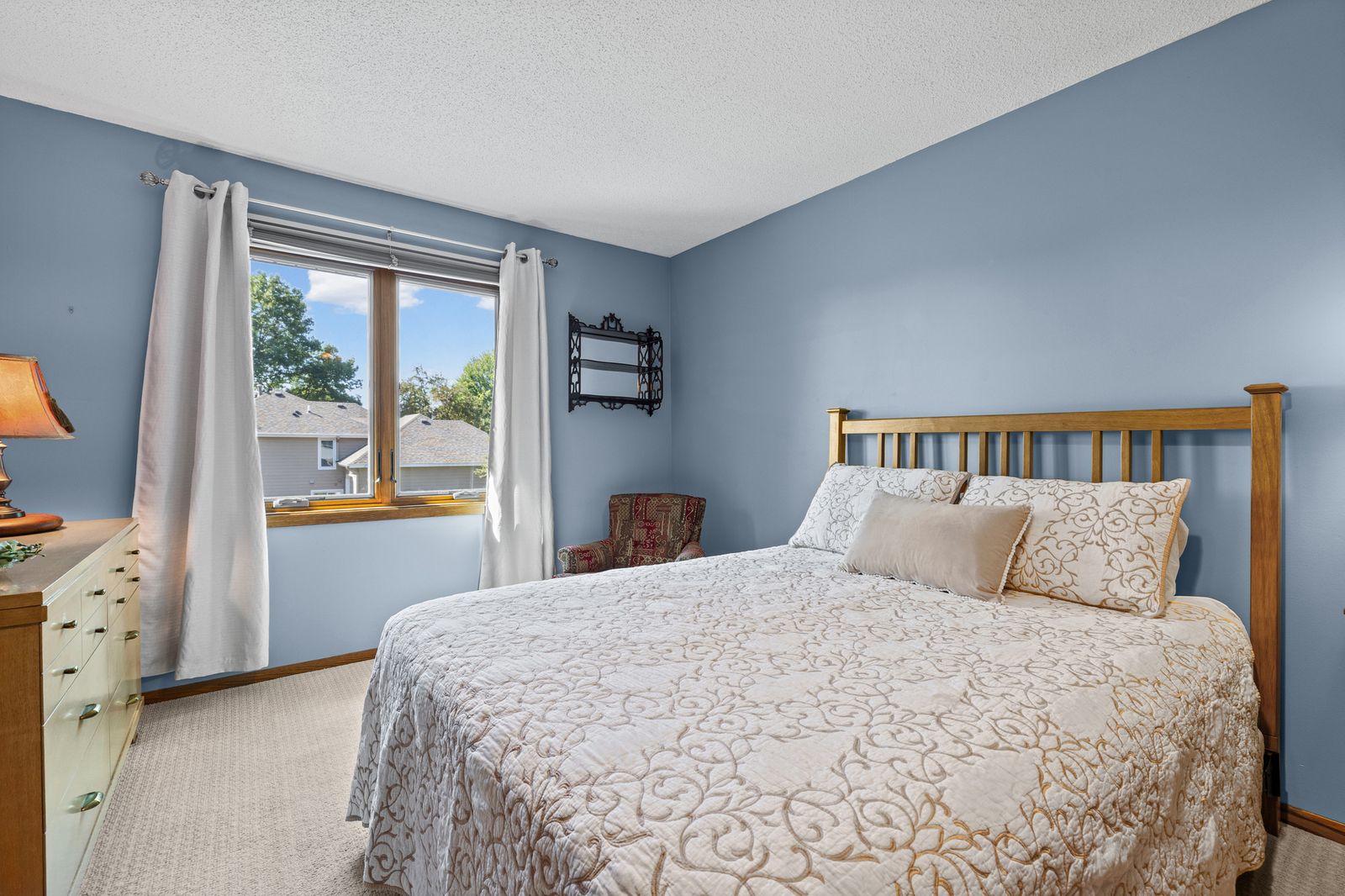Photo of 5642 Chatsworth Street North, Shoreview, MN 55126