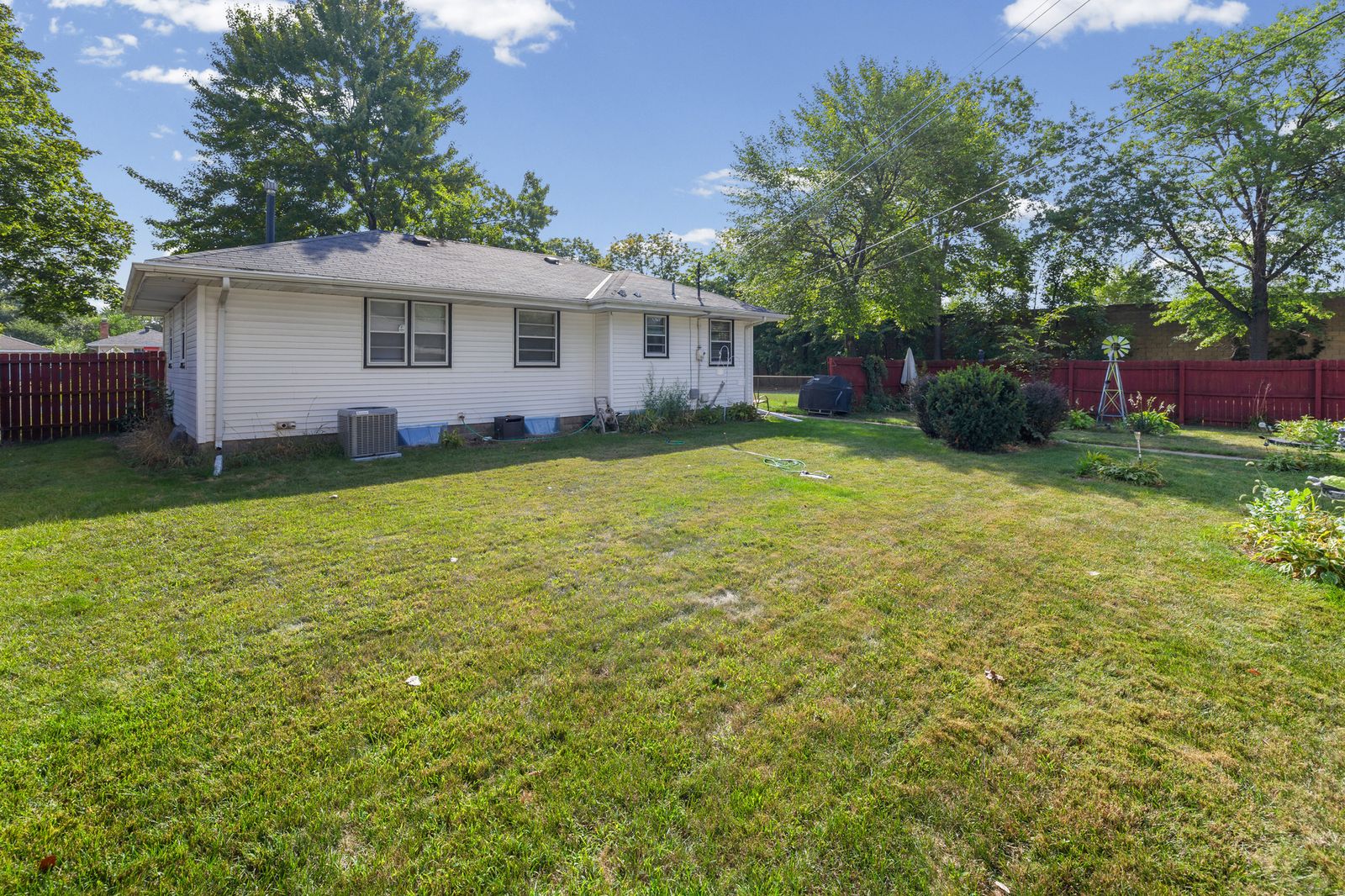 Photo of 6701 Regent Avenue North, Brooklyn Center, MN 55429