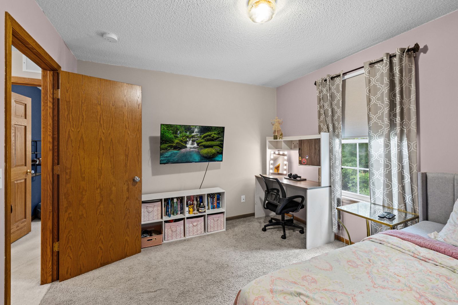 Photo of 9220 Merrimac Lane North, Maple Grove, MN 55311